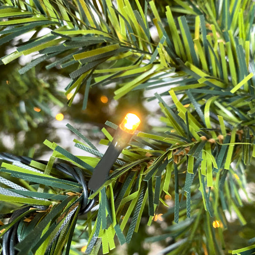 Green Pre-Lit Christmas Tree – 7.5 ft